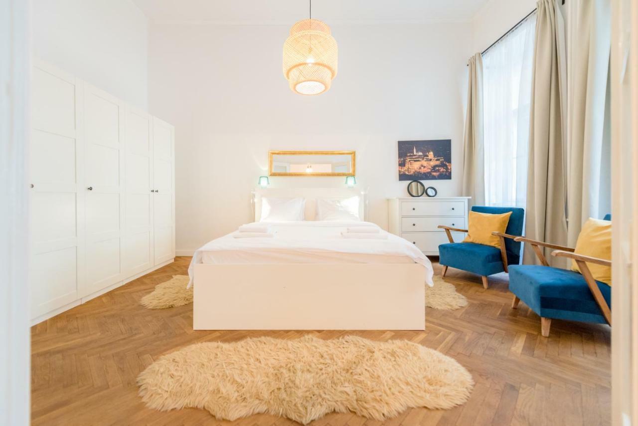 Oasis Apartments - Liberty Square Budapest Eksteriør bilde