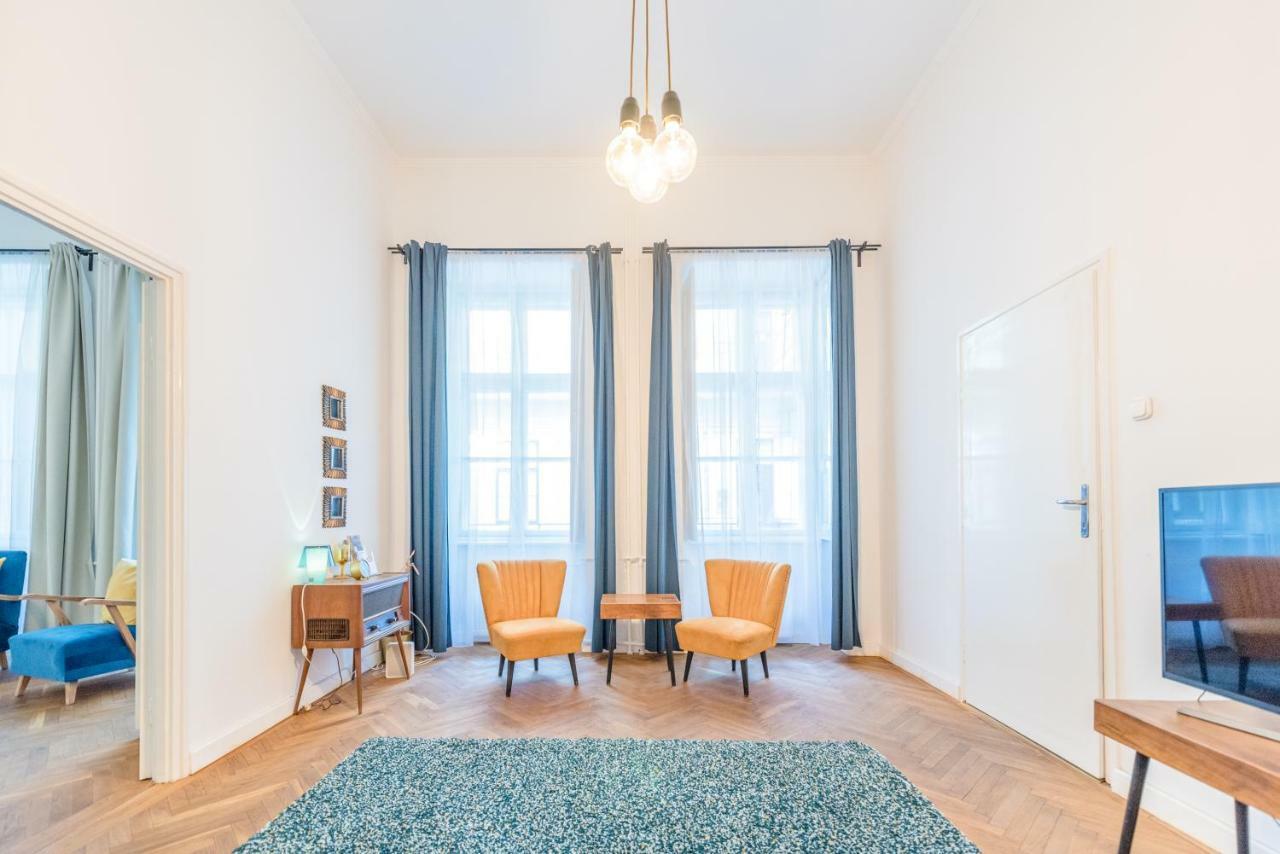 Oasis Apartments - Liberty Square Budapest Eksteriør bilde